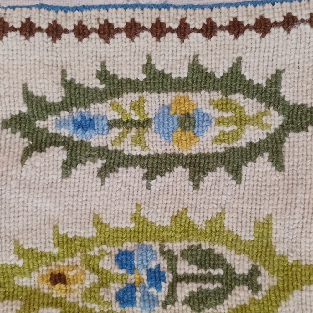Needlepoint Pillow/Decor Hand Made In Greece 🇬🇷 - Picture 11 of 12